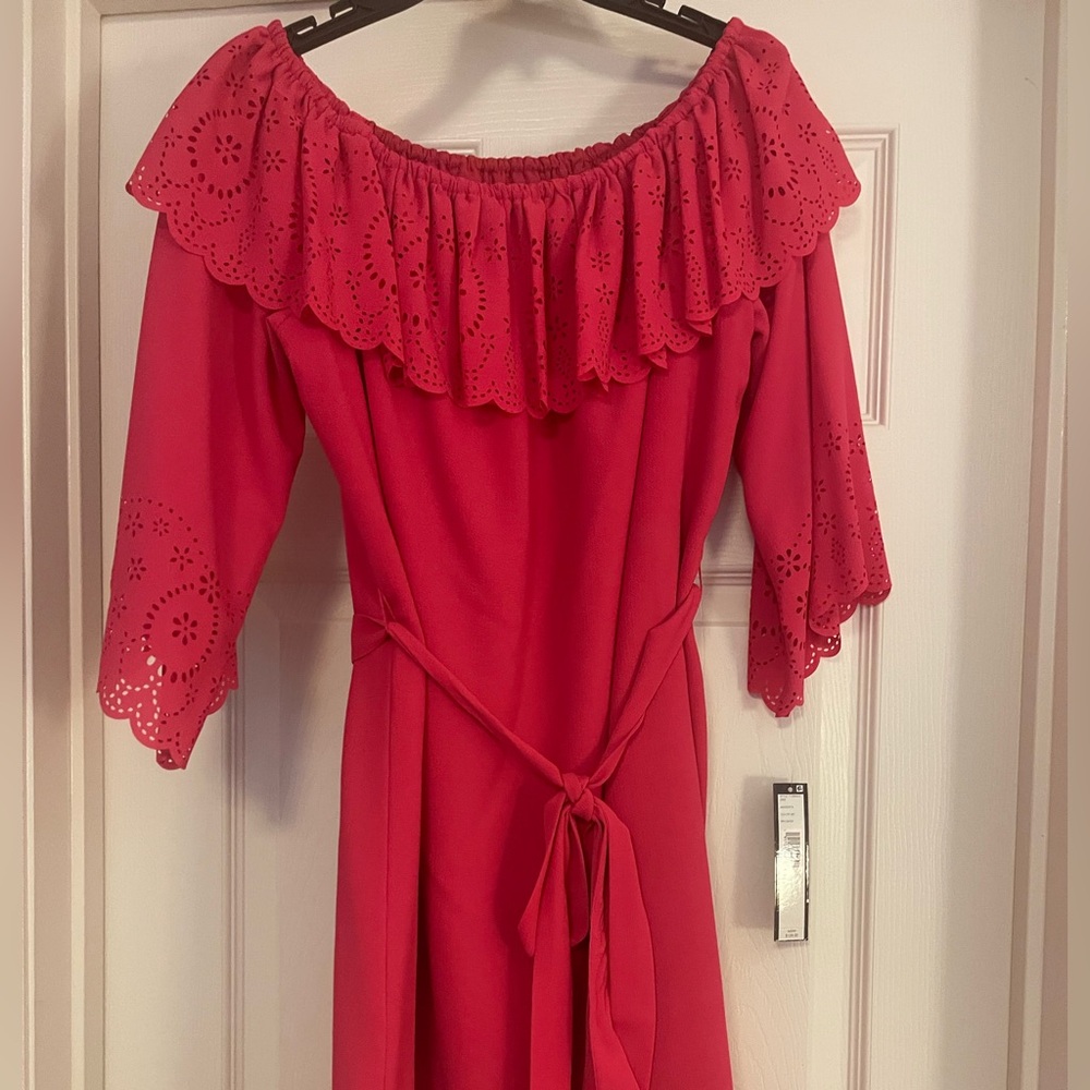 Tahari Arthur S. Levine Dresses Magenta Dress
